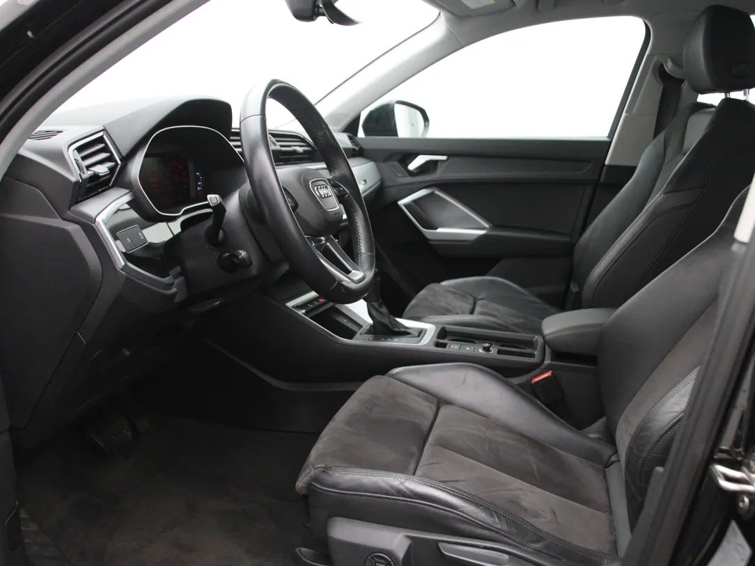Audi Q3 — foto 5