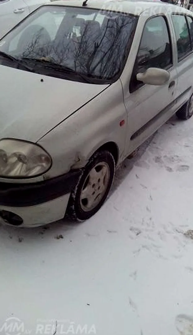 Renault Clio, 2002. gads