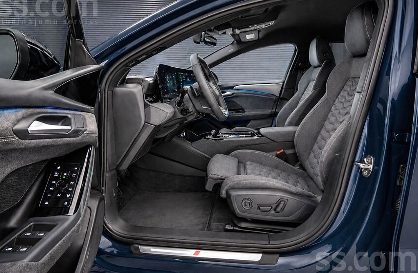 Audi E-tron — foto 4