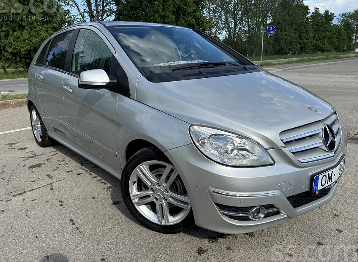 Mercedes-Benz B200 — foto 5