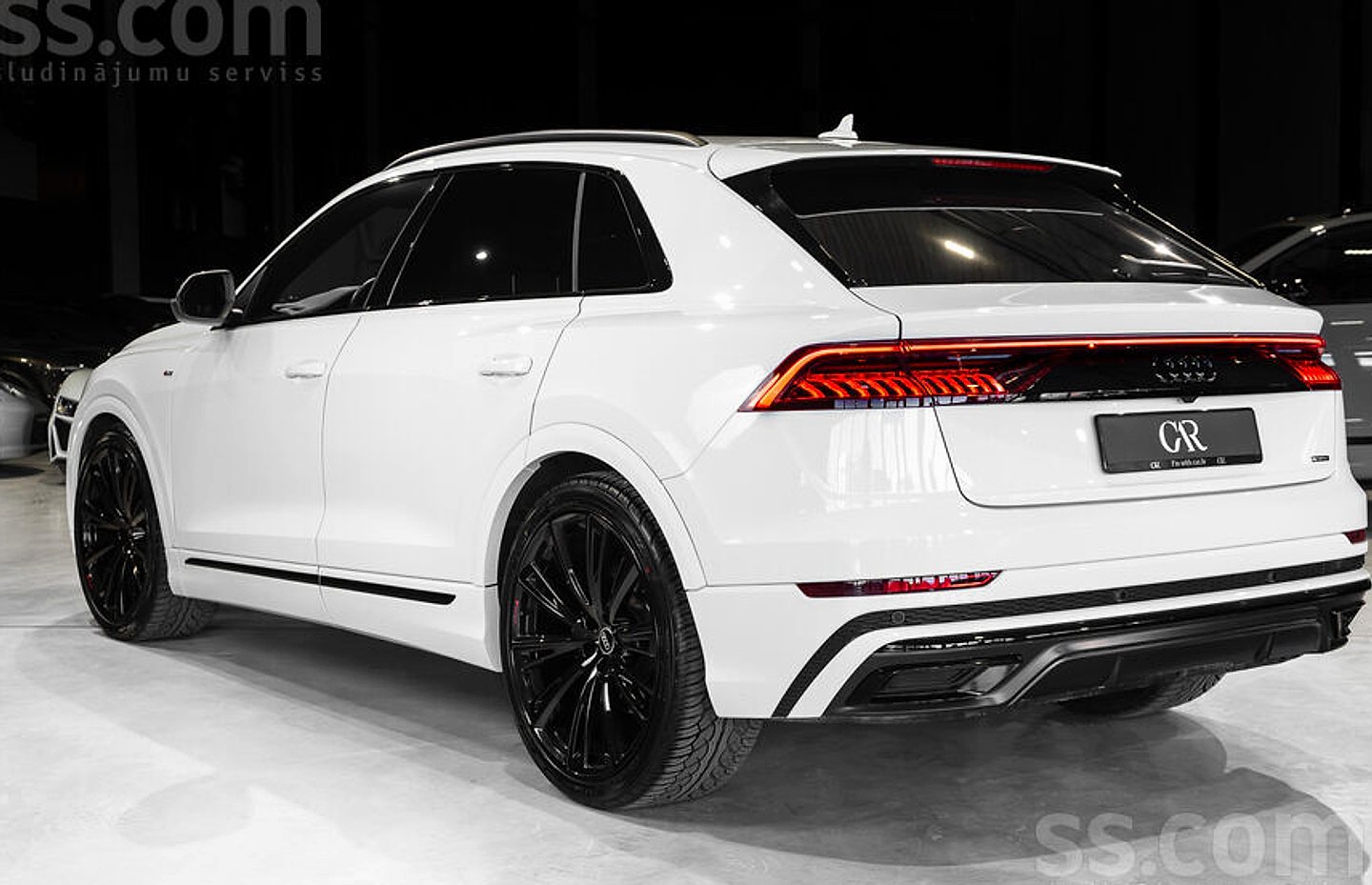 Audi Q8 — foto 6