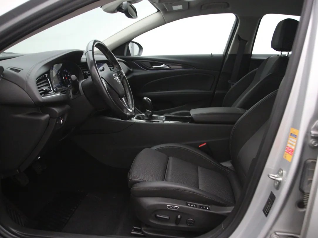 Opel Insignia — foto 5