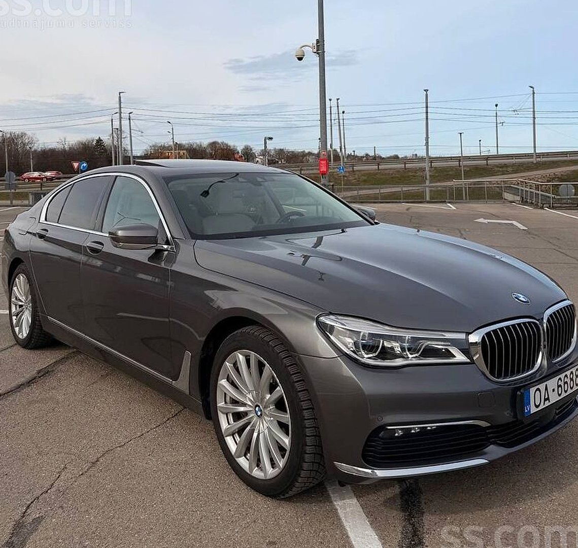 BMW 730 — foto 2