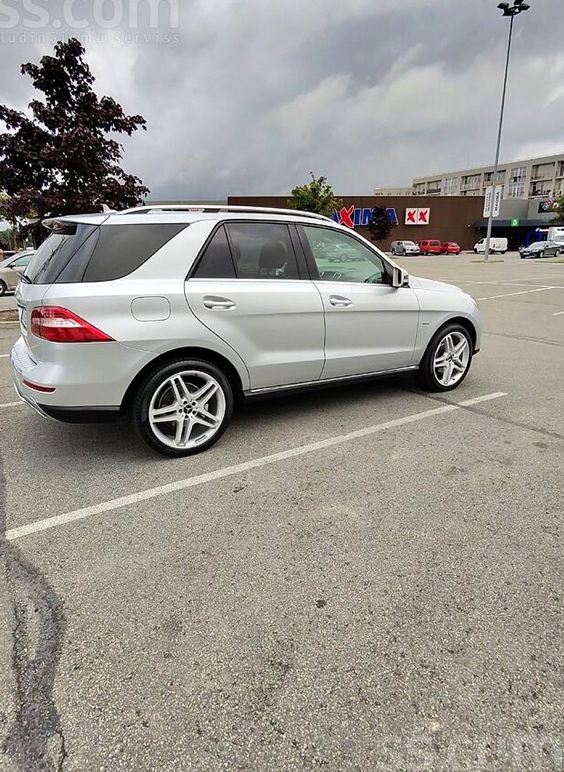 Mercedes-Benz ML250 — foto 4