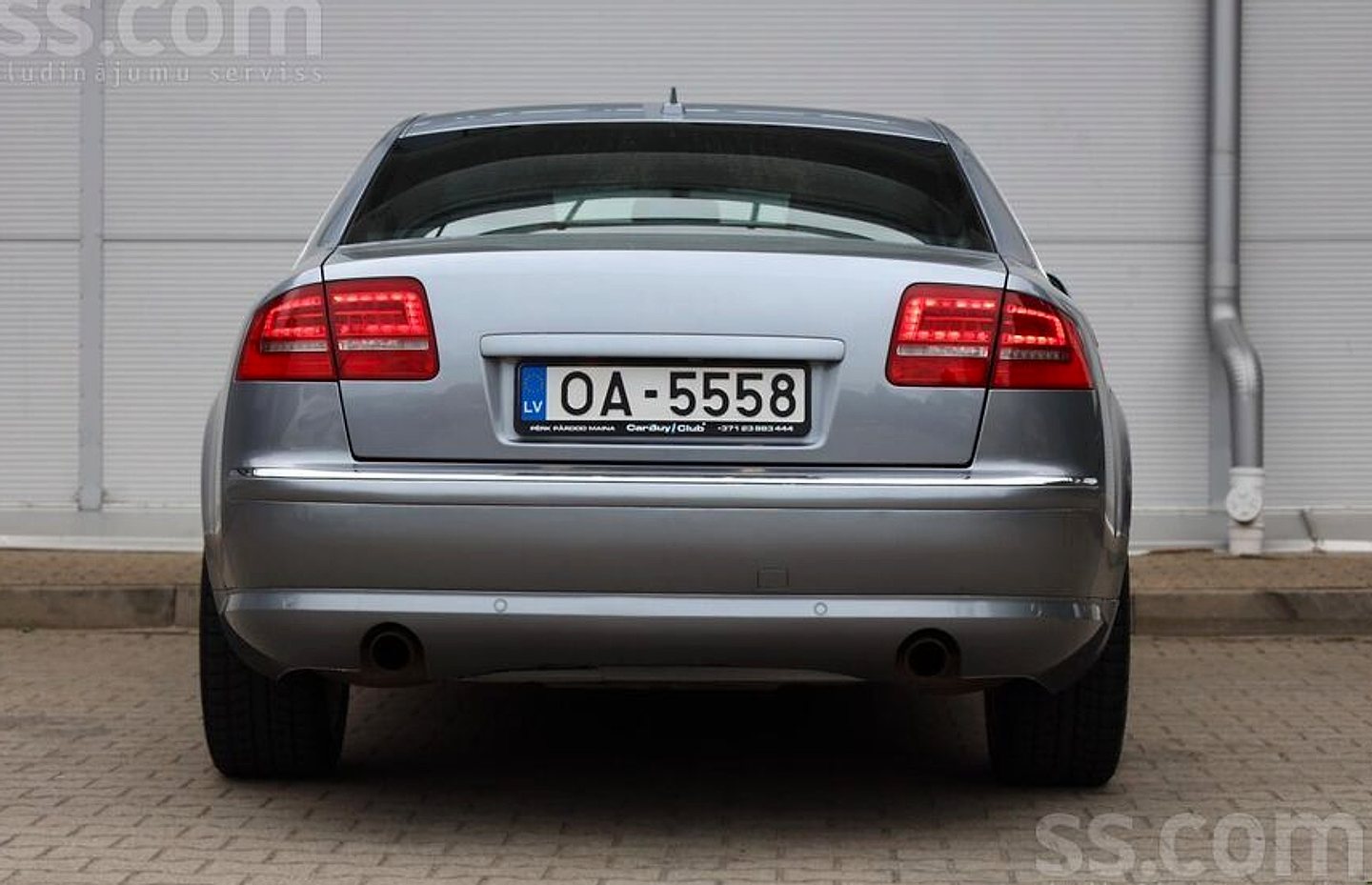 Audi A8 — foto 4