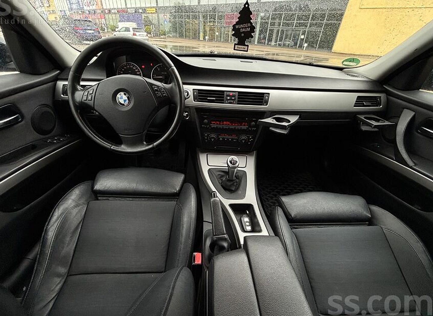 BMW 320 — foto 5