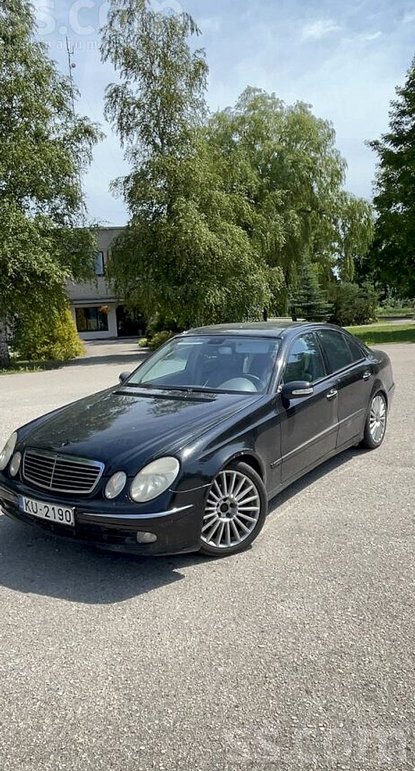 Mercedes-Benz E270, 2002. gads