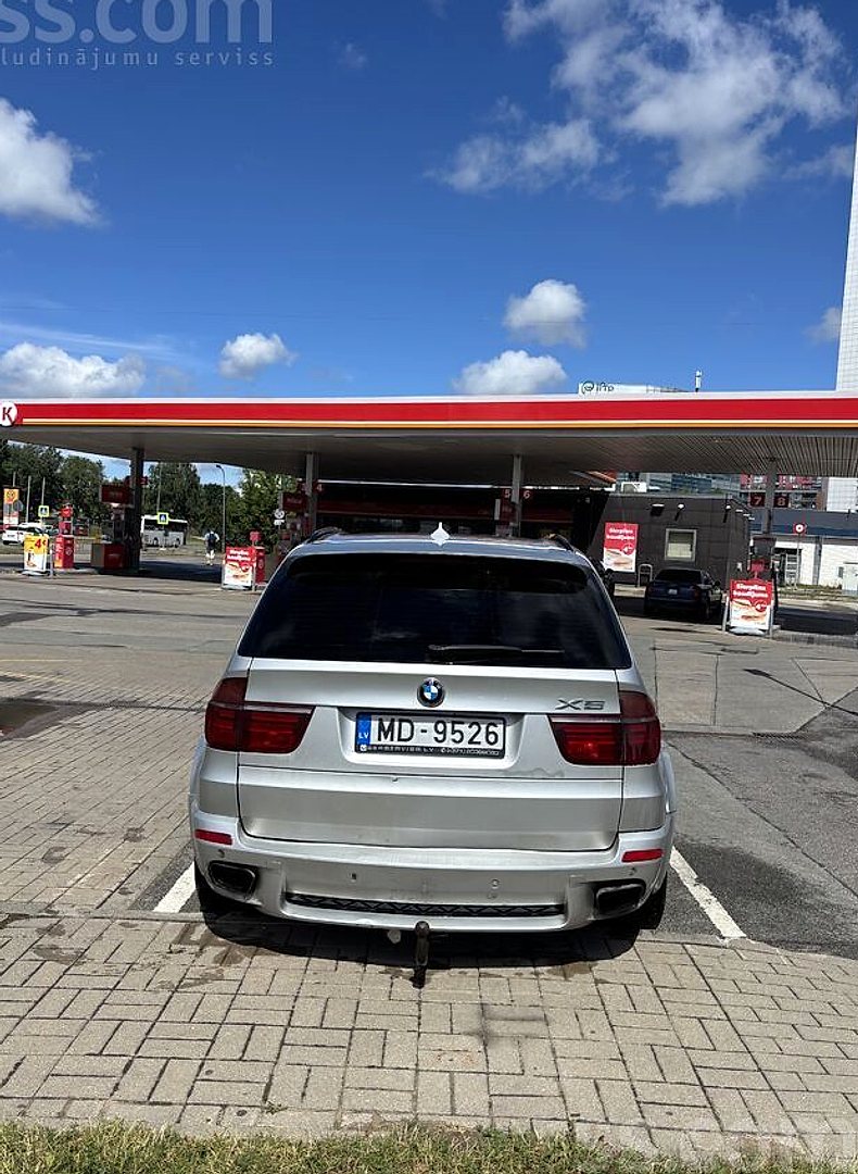 BMW X5 — foto 5