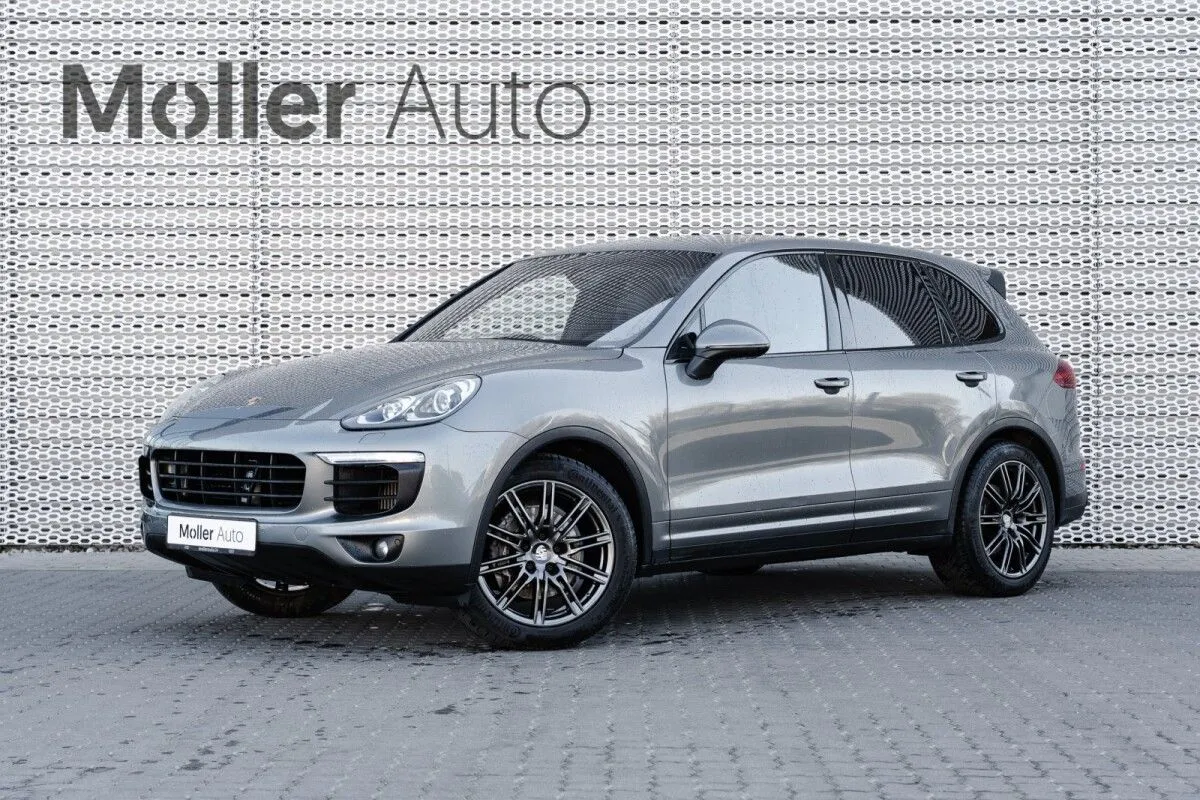 Porsche Cayenne 3.0, 2015. gads