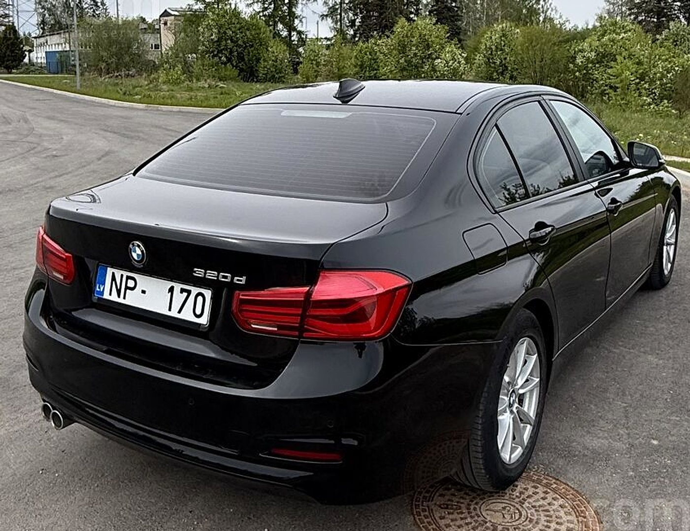 BMW 320 — foto 5