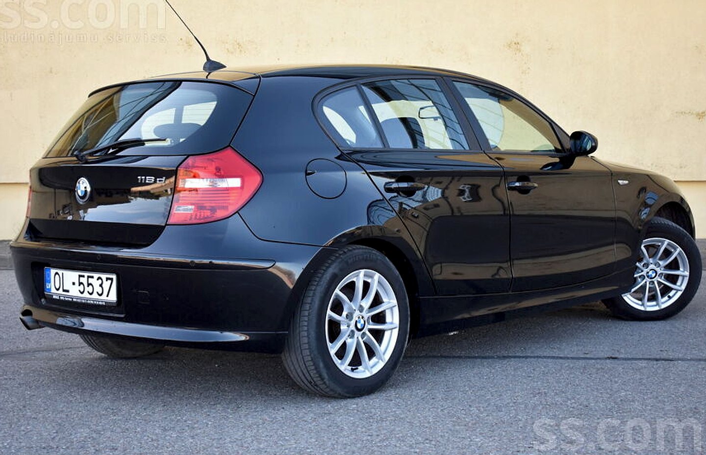 BMW 116 — foto 5