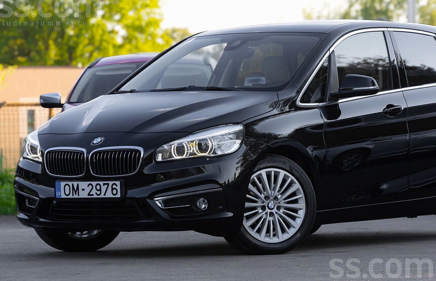 BMW 218 — foto 2