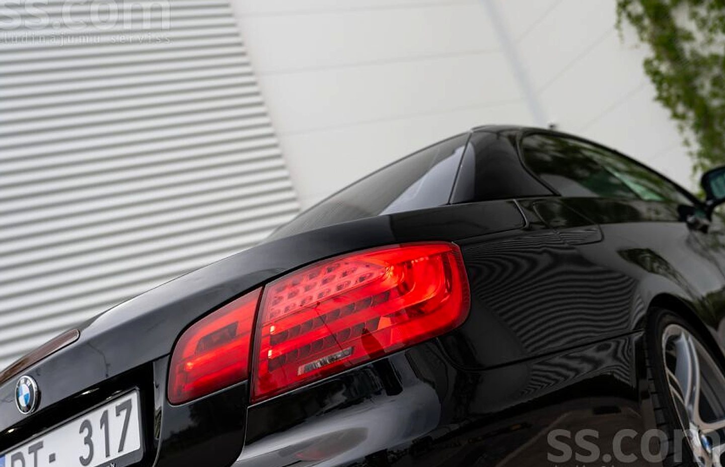BMW 330 — foto 2