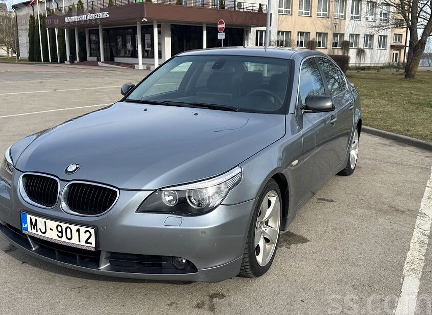 BMW 530 — foto 3