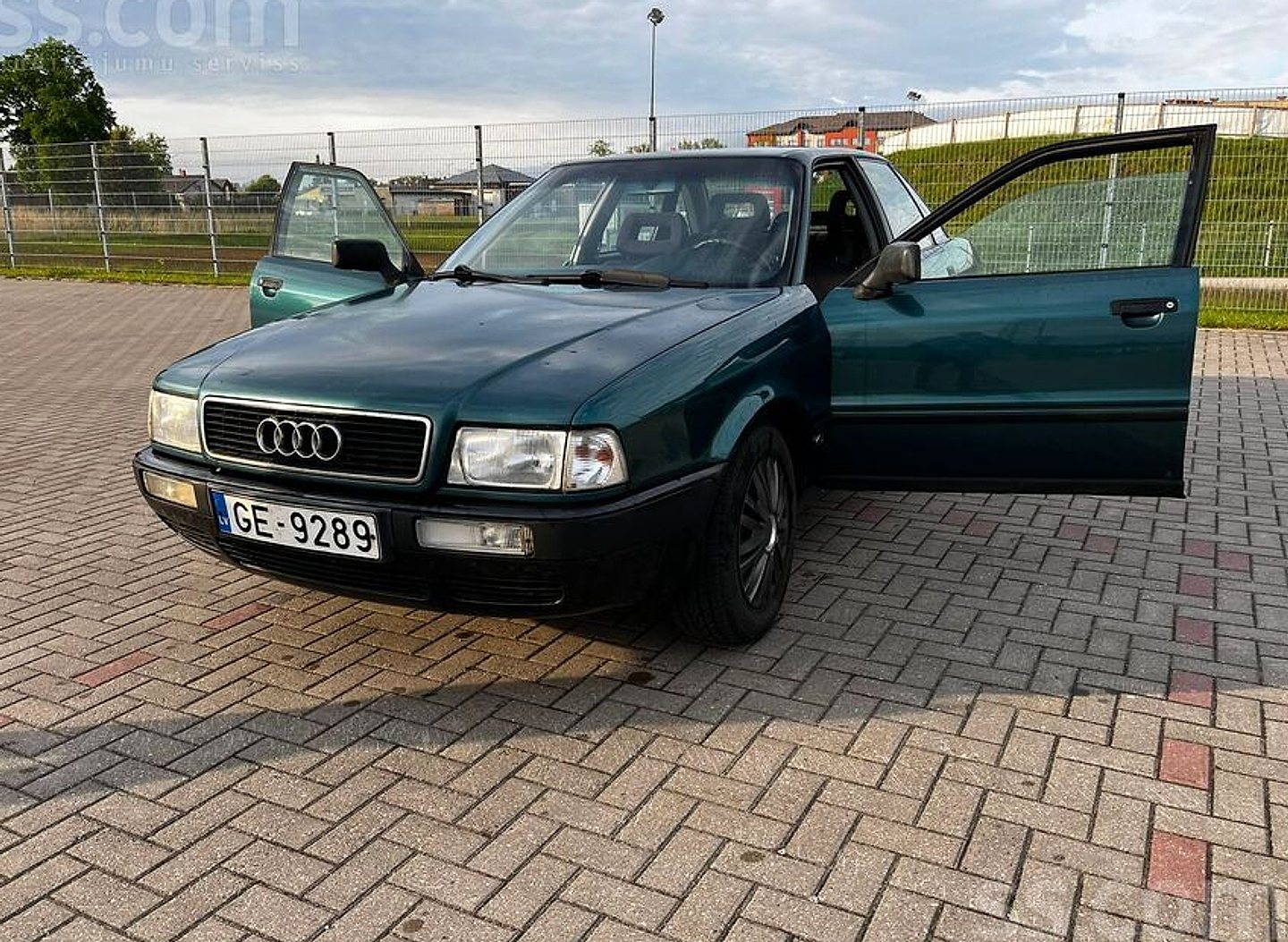 Audi 80