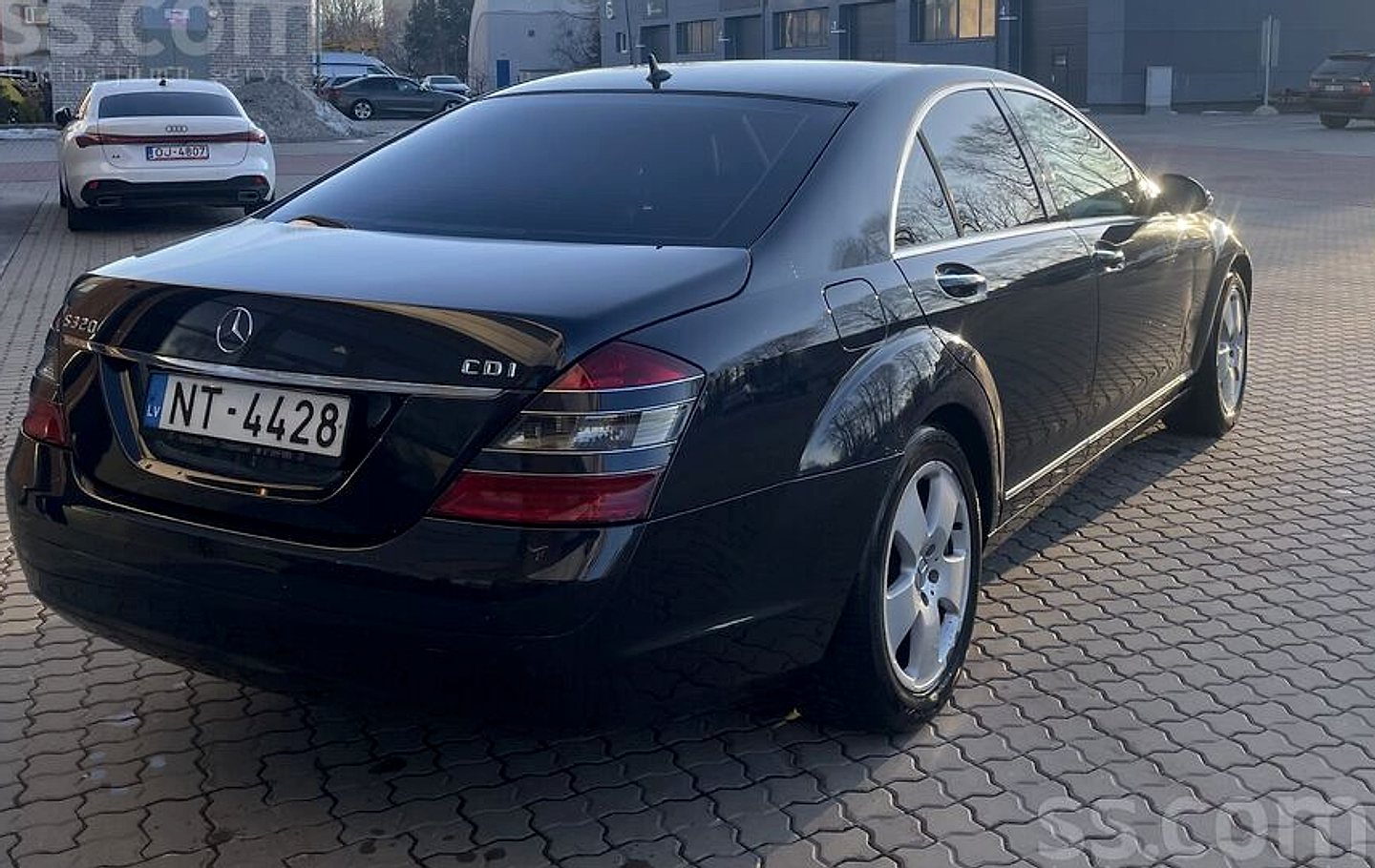 Mercedes-Benz S320 — foto 6