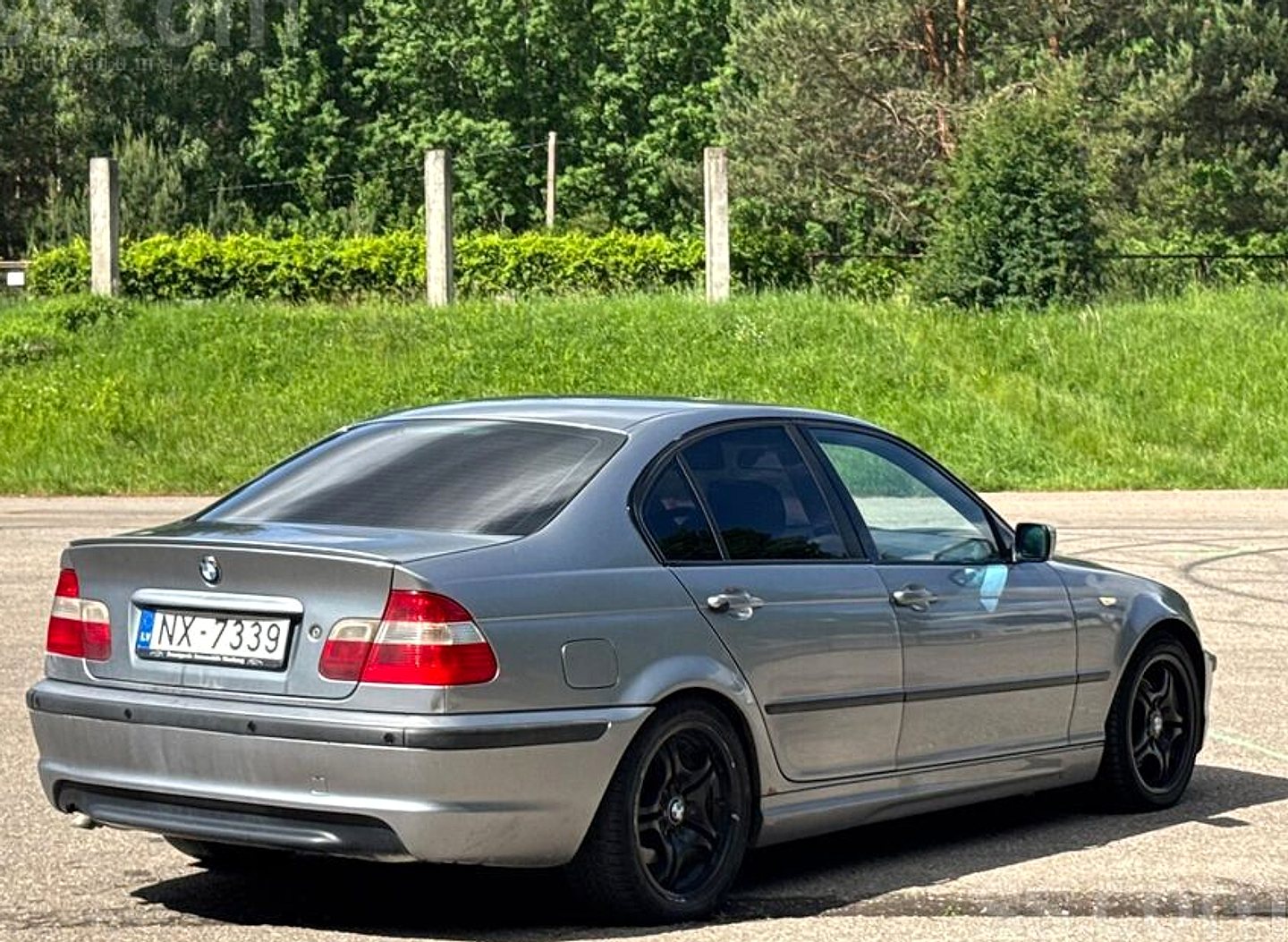 BMW 320 — foto 3