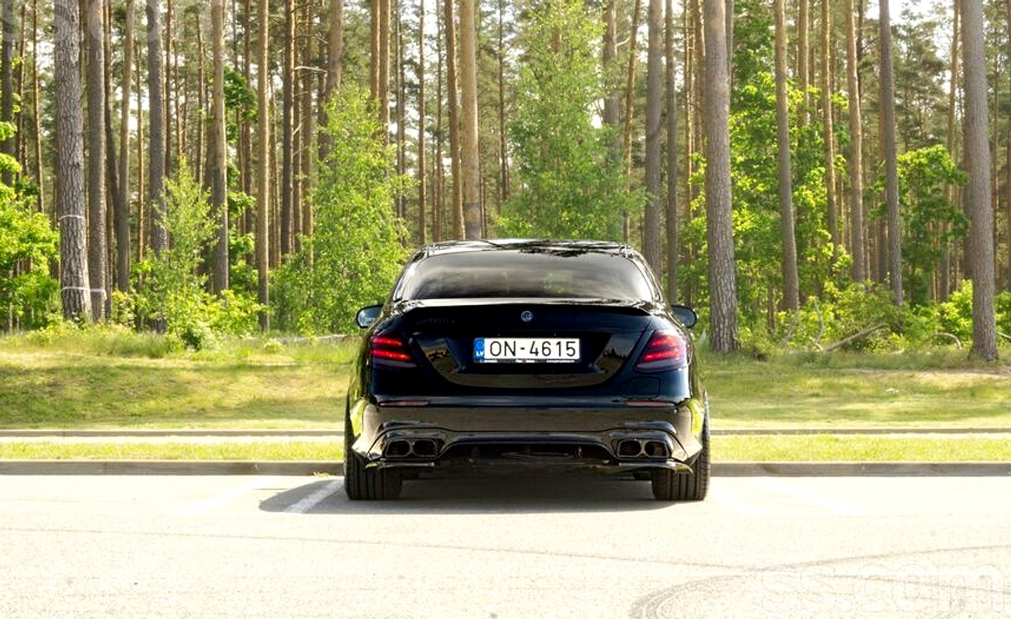 Mercedes-Benz E350 — foto 6