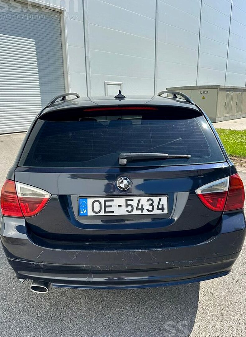 BMW 320 — foto 5
