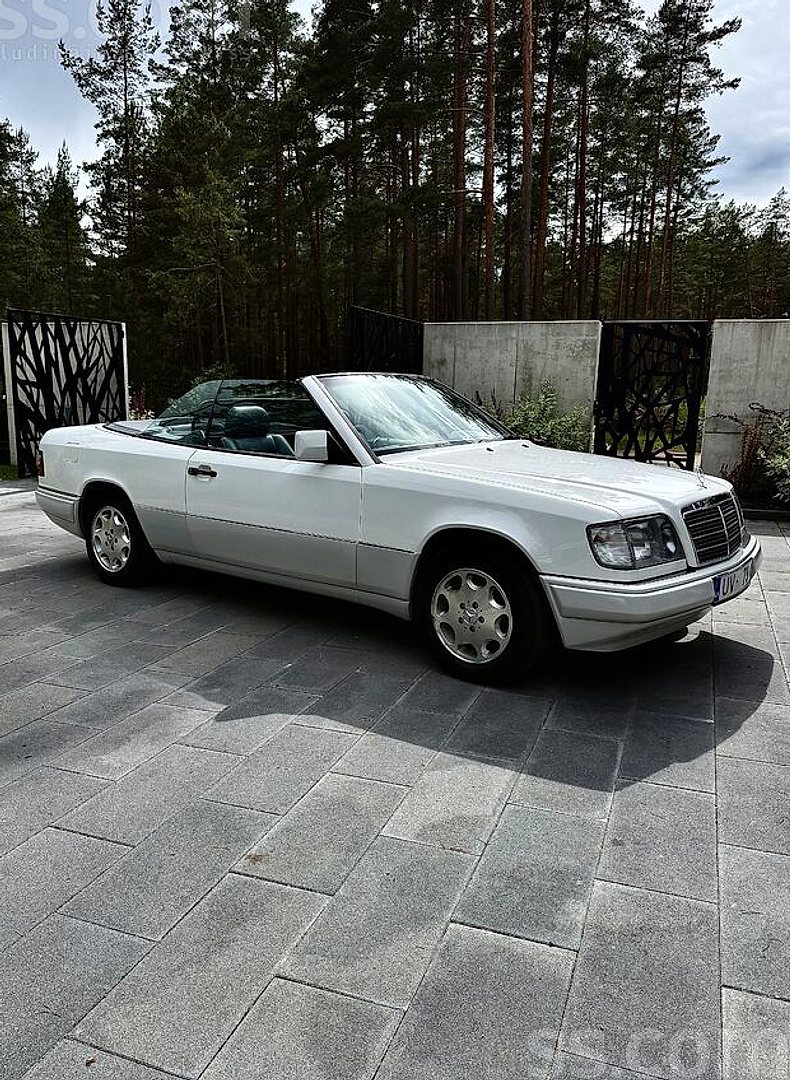 Mercedes-Benz E220 — foto 5