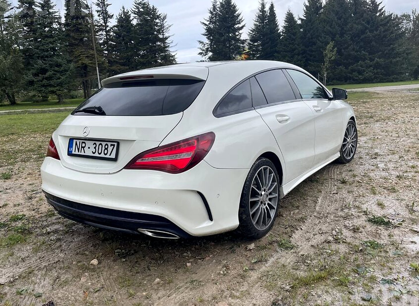 Mercedes-Benz CLA180 — foto 3