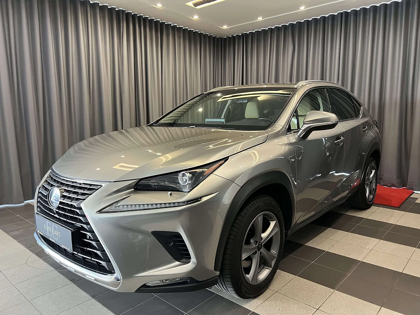 Lexus NX 300h Facelift, 2018. gads