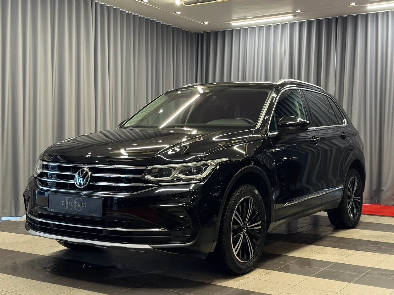 Volkswagen Tiguan, 2021. gads