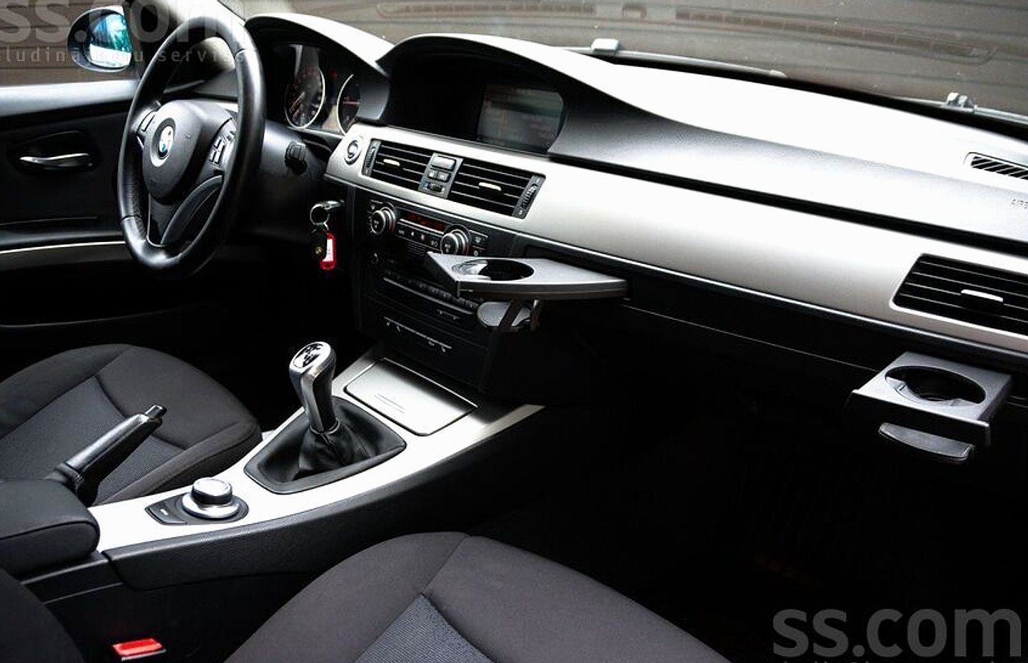 BMW 320 — foto 4