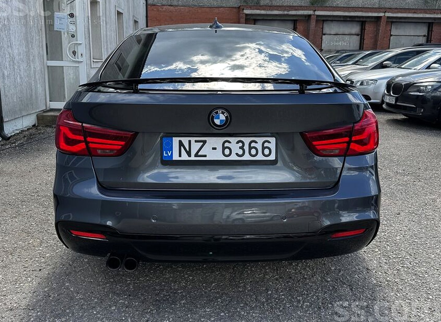 BMW 320 — foto 5