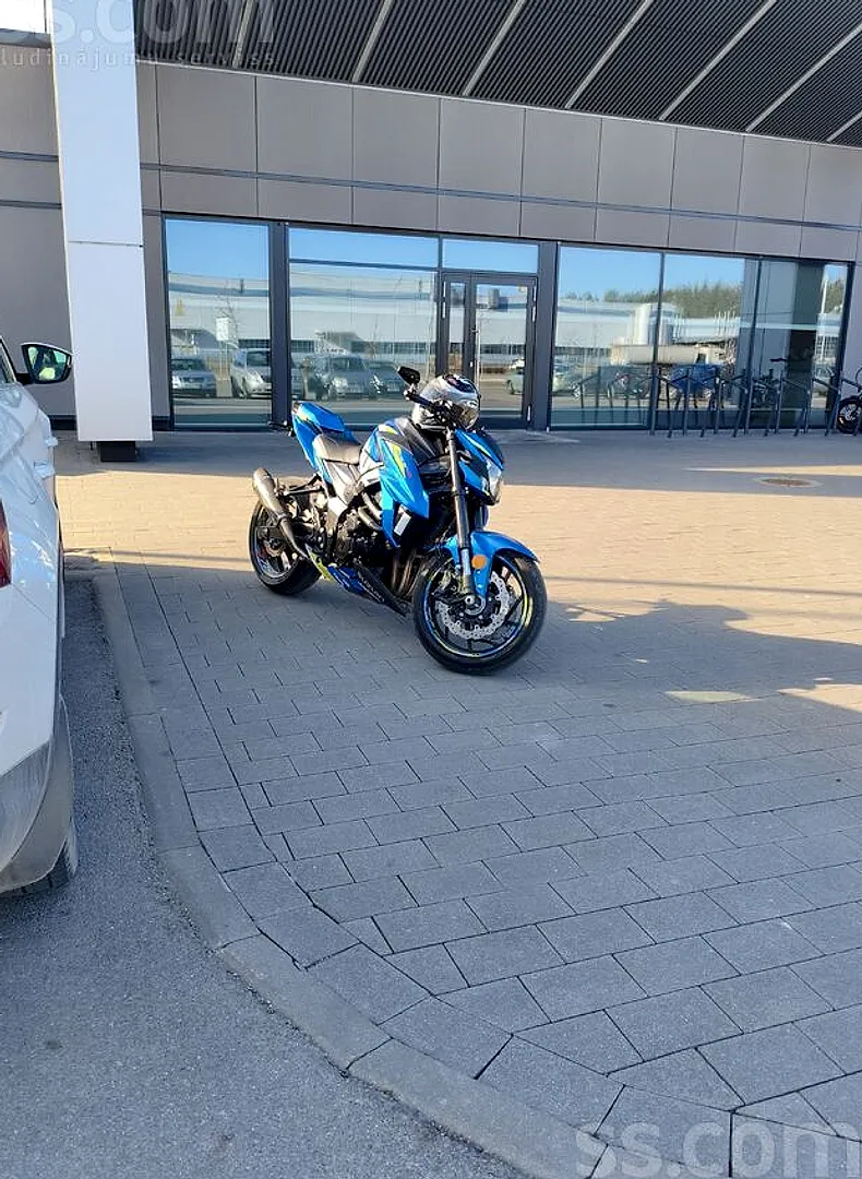 Suzuki Gsx-s 750, 2021. gads