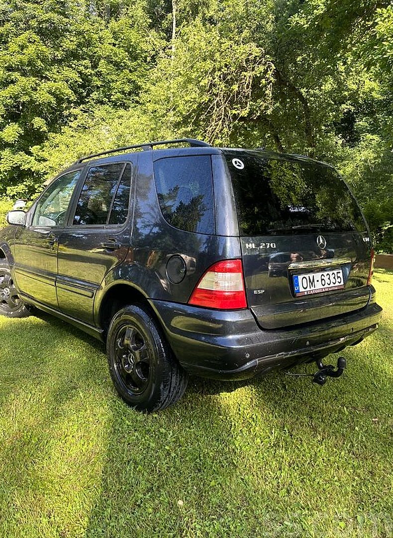 Mercedes-Benz ML270 — foto 3