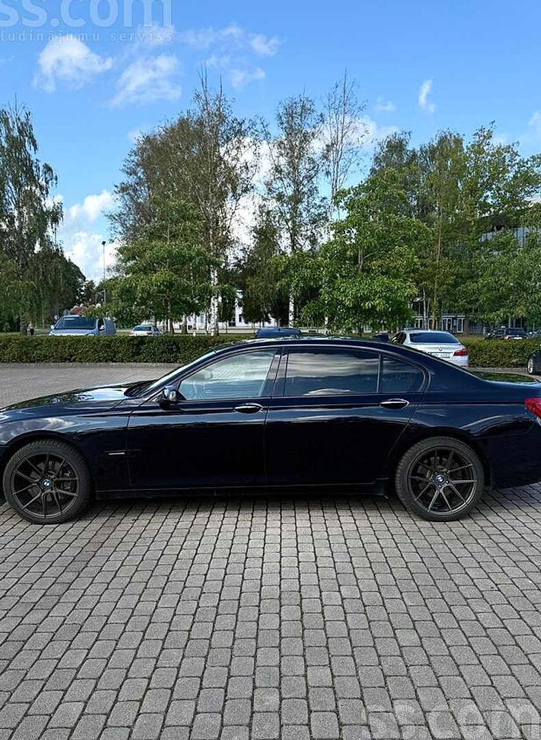BMW 730 — foto 4