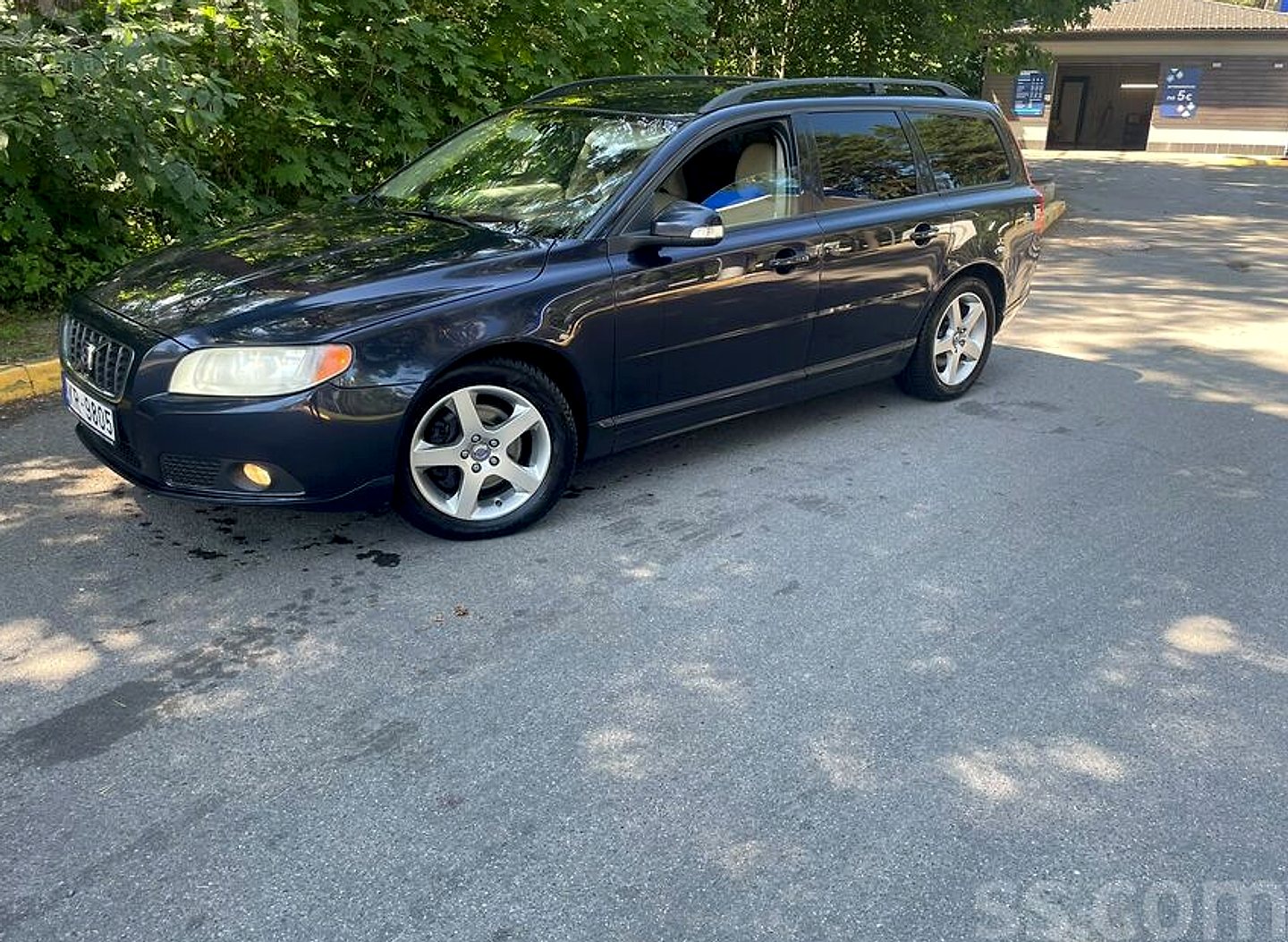 Volvo V70 — foto 6