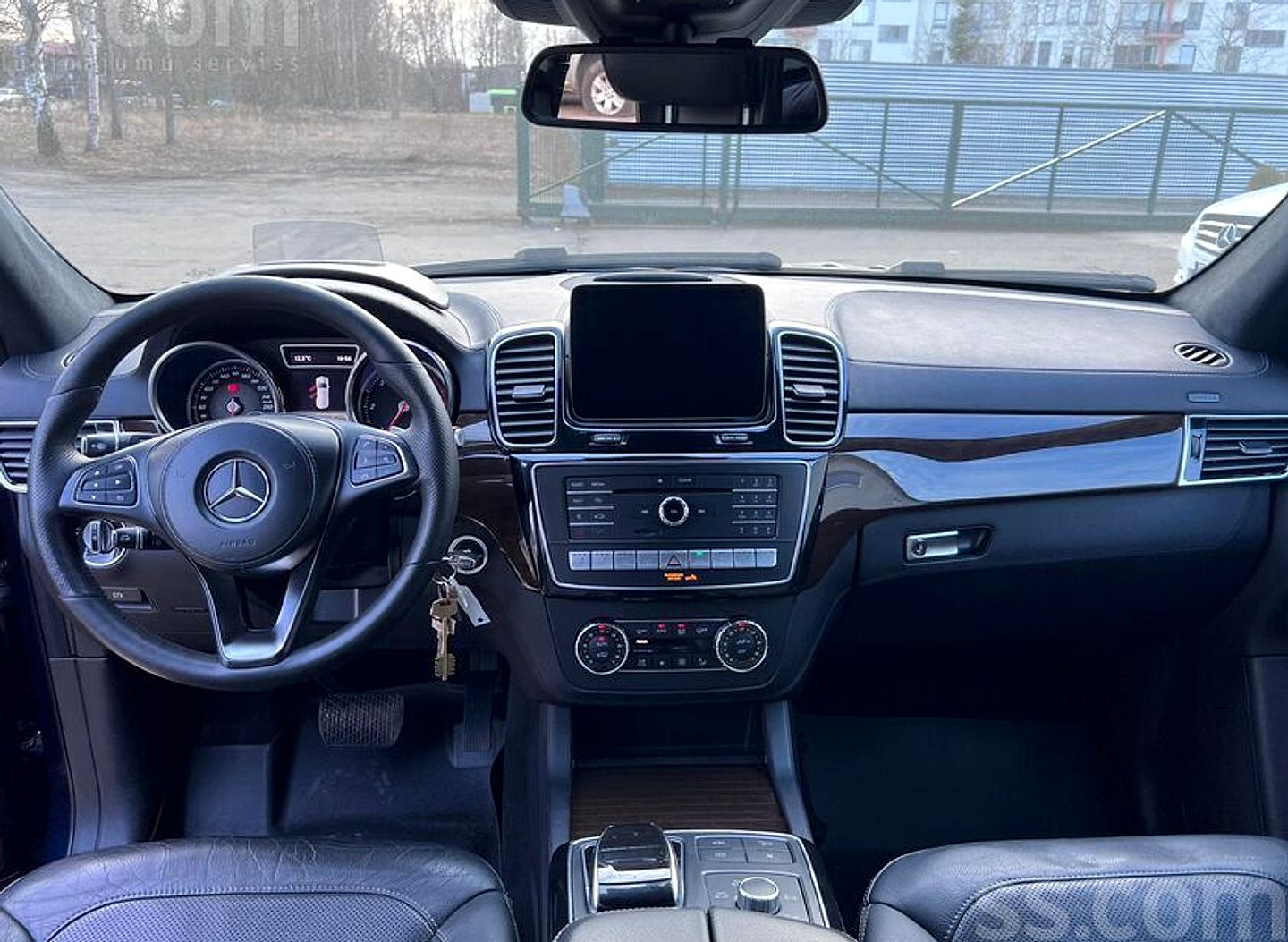Mercedes-Benz GLS 350 — foto 6