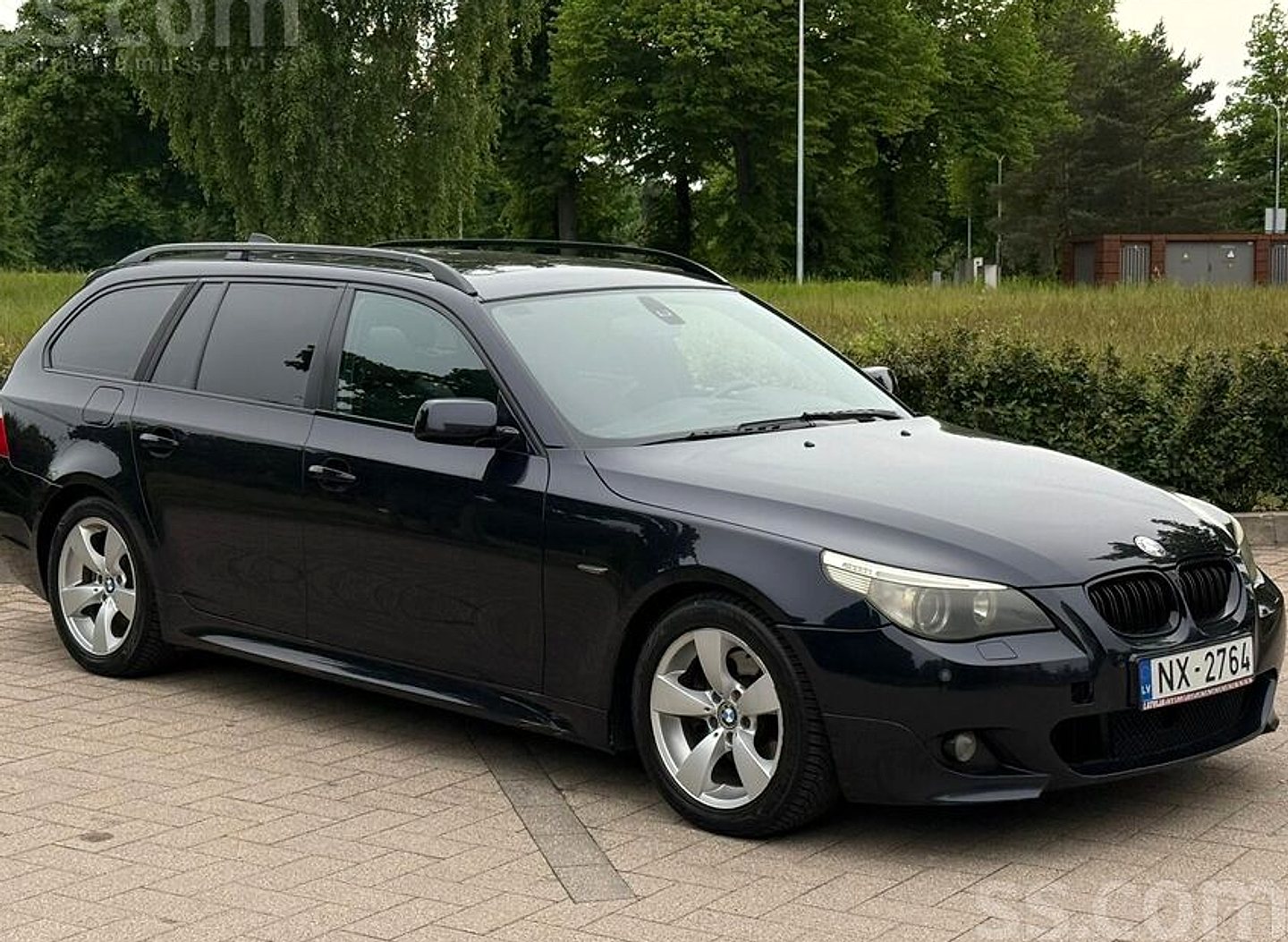 BMW 525 — foto 2