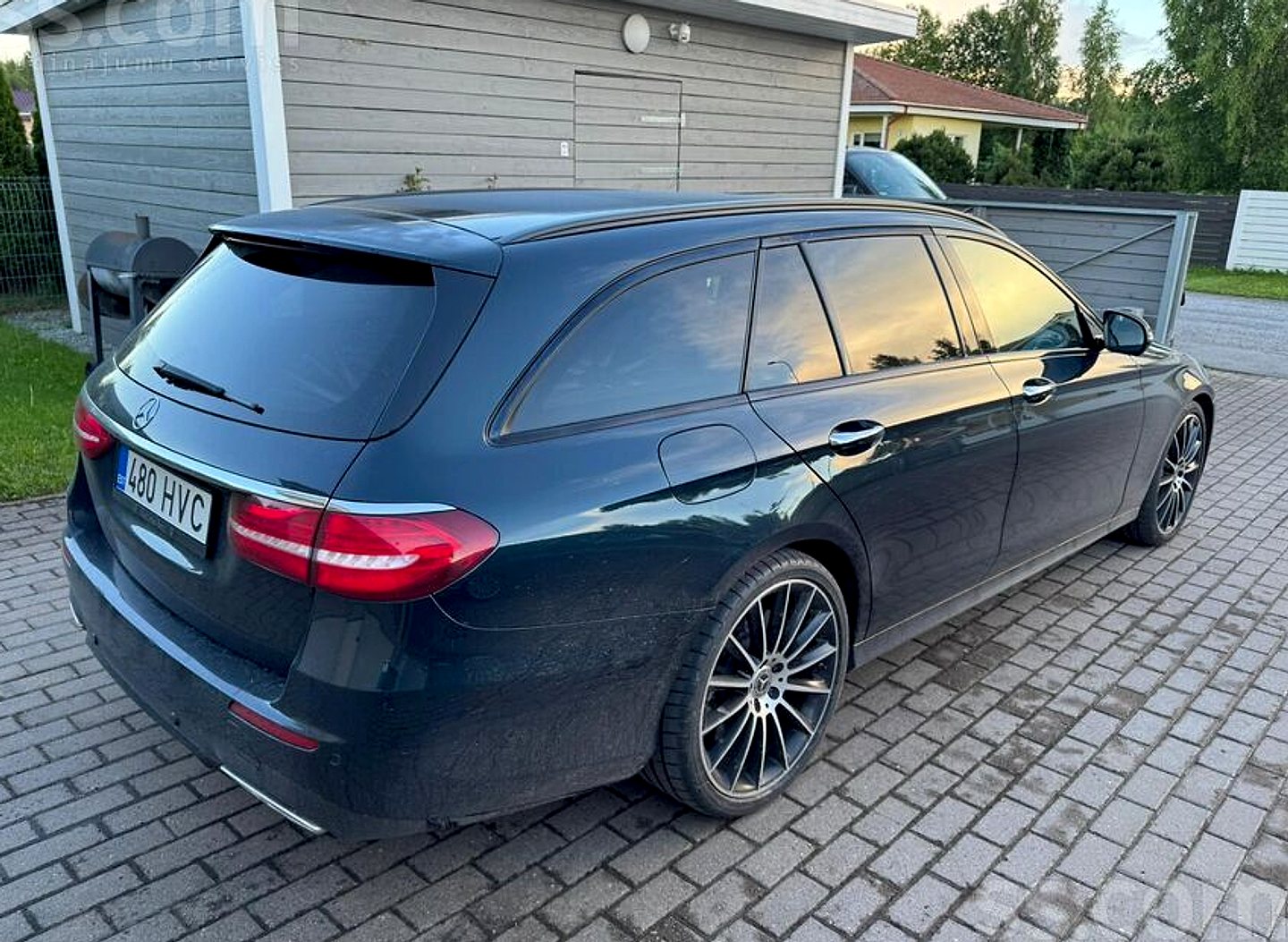 Mercedes-Benz E400 — foto 3