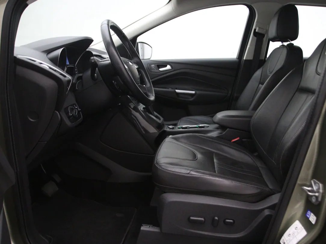 Ford Kuga — foto 5