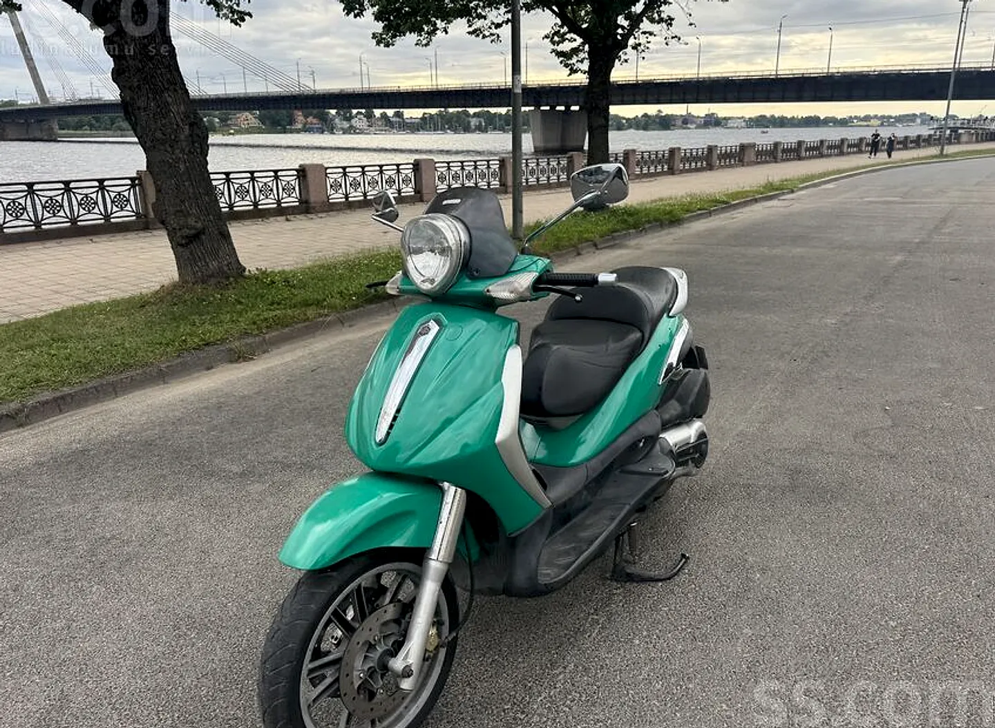 Piaggio Beverly, 2004. gads