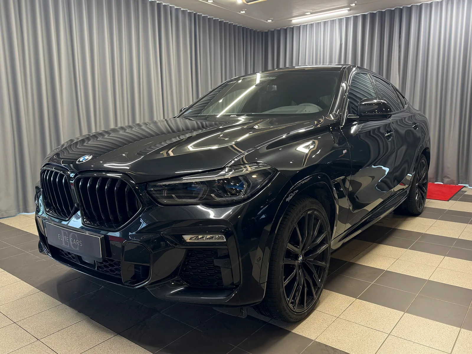 BMW X6, 2021. gads