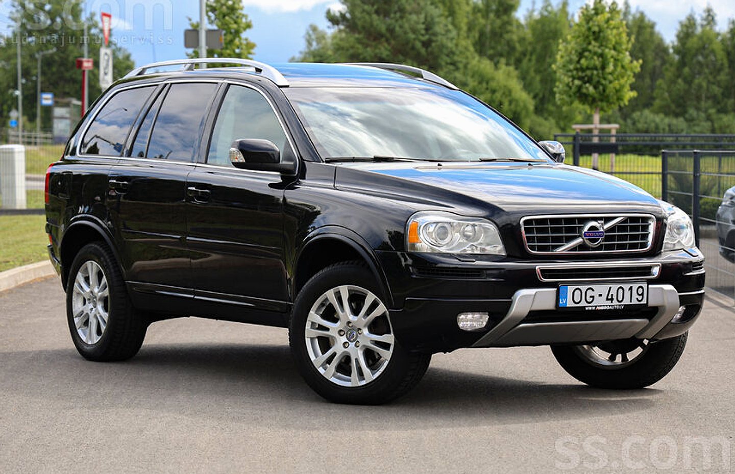 Volvo XC 90 — foto 2