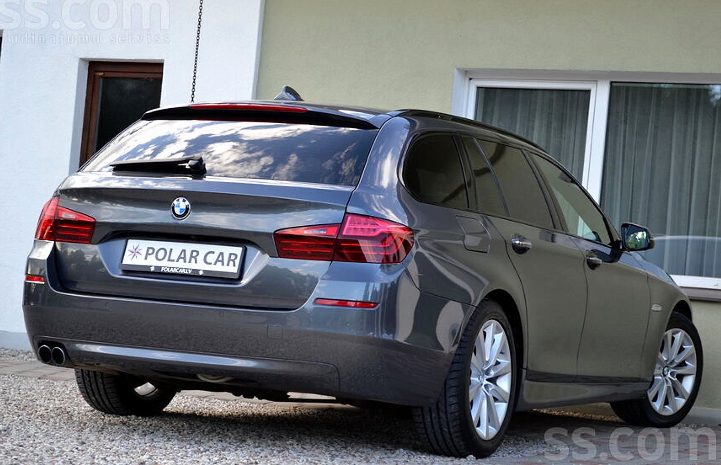 BMW 520 — foto 3