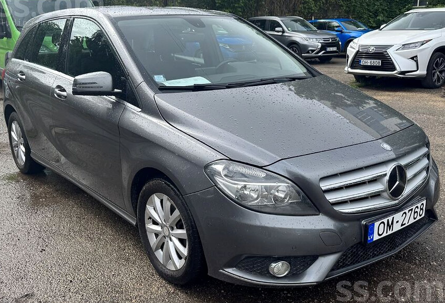 Mercedes-Benz B180 — foto 4