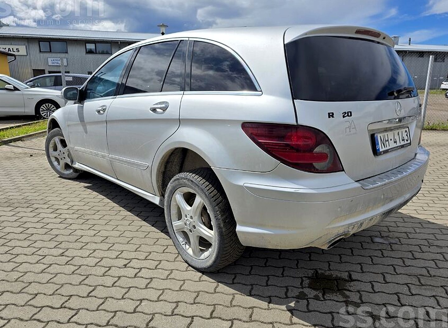 Mercedes-Benz R320 — foto 6
