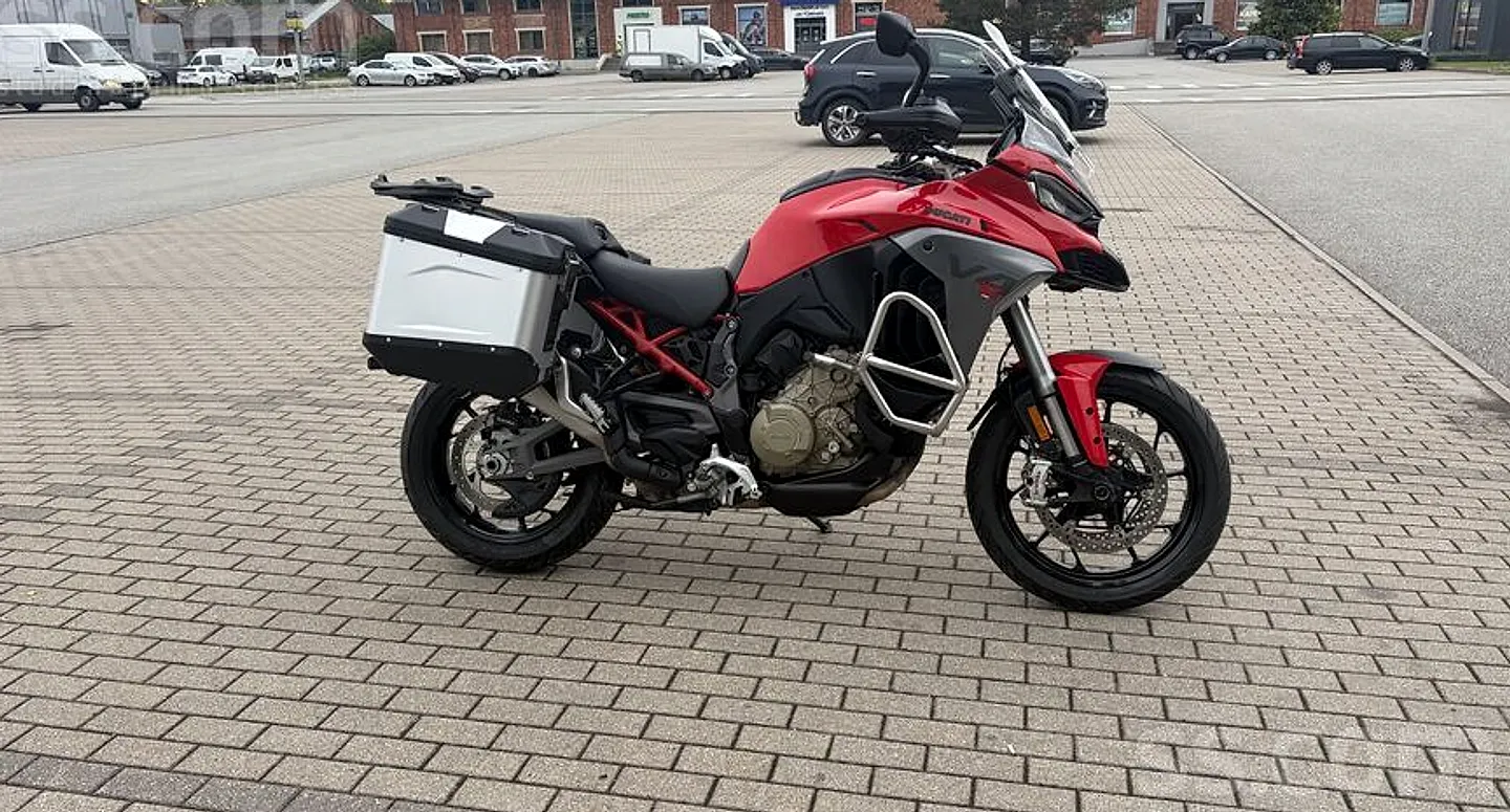Ducati Multistrada V4, 2025. gads