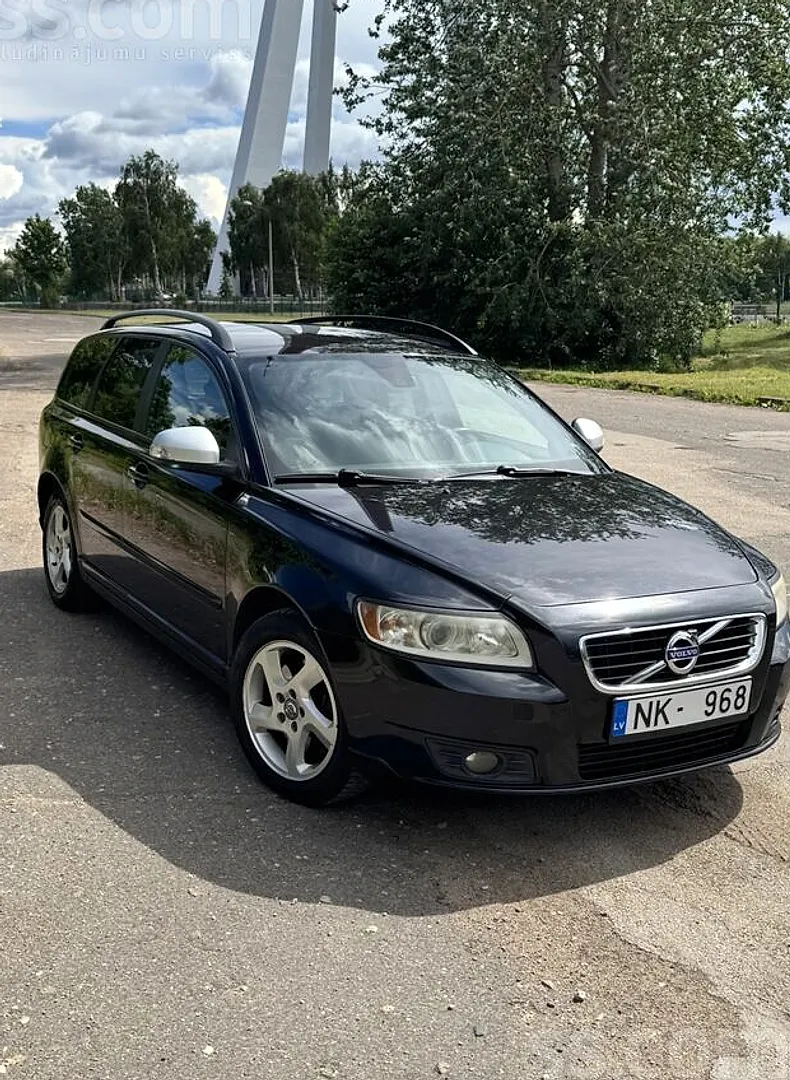 Volvo V50, 2011. gads