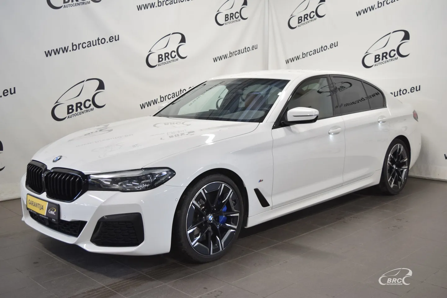 BMW 530, 2023. gads
