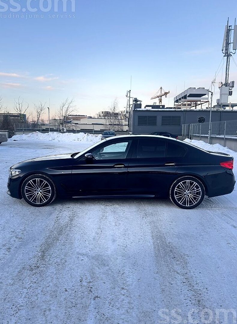 BMW 520 — foto 2