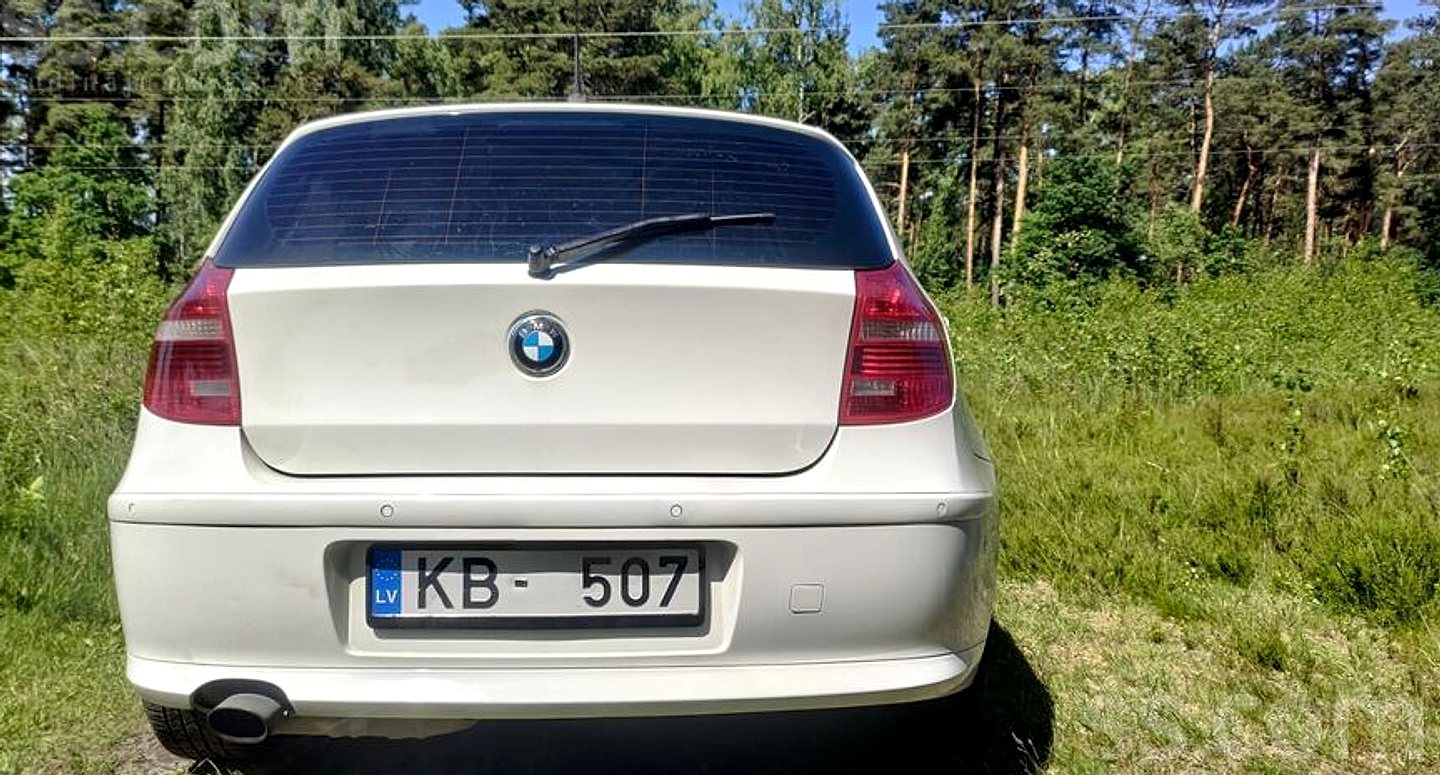 BMW 118 — foto 6