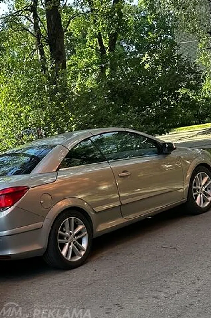 Opel Astra, 2007. gads