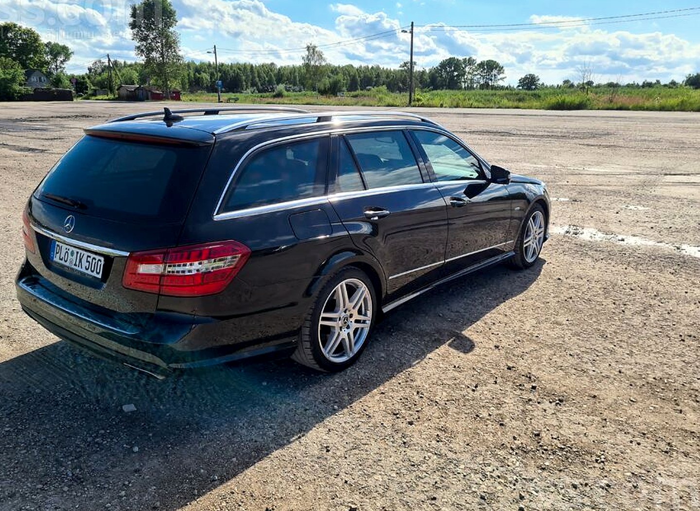 Mercedes-Benz E300 — foto 5